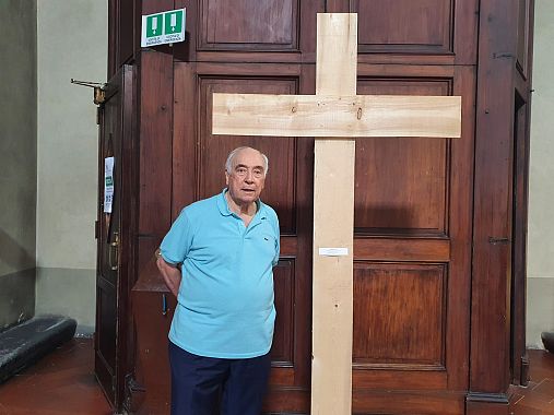Carlo Palli con la tappa della Via Crucis ormai vuota