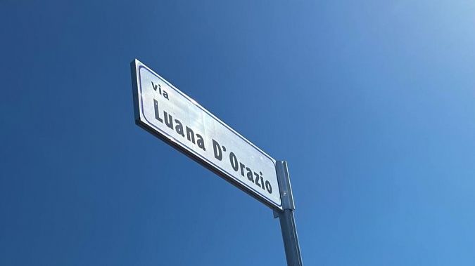 La via intitolata a Luana D'Orazio